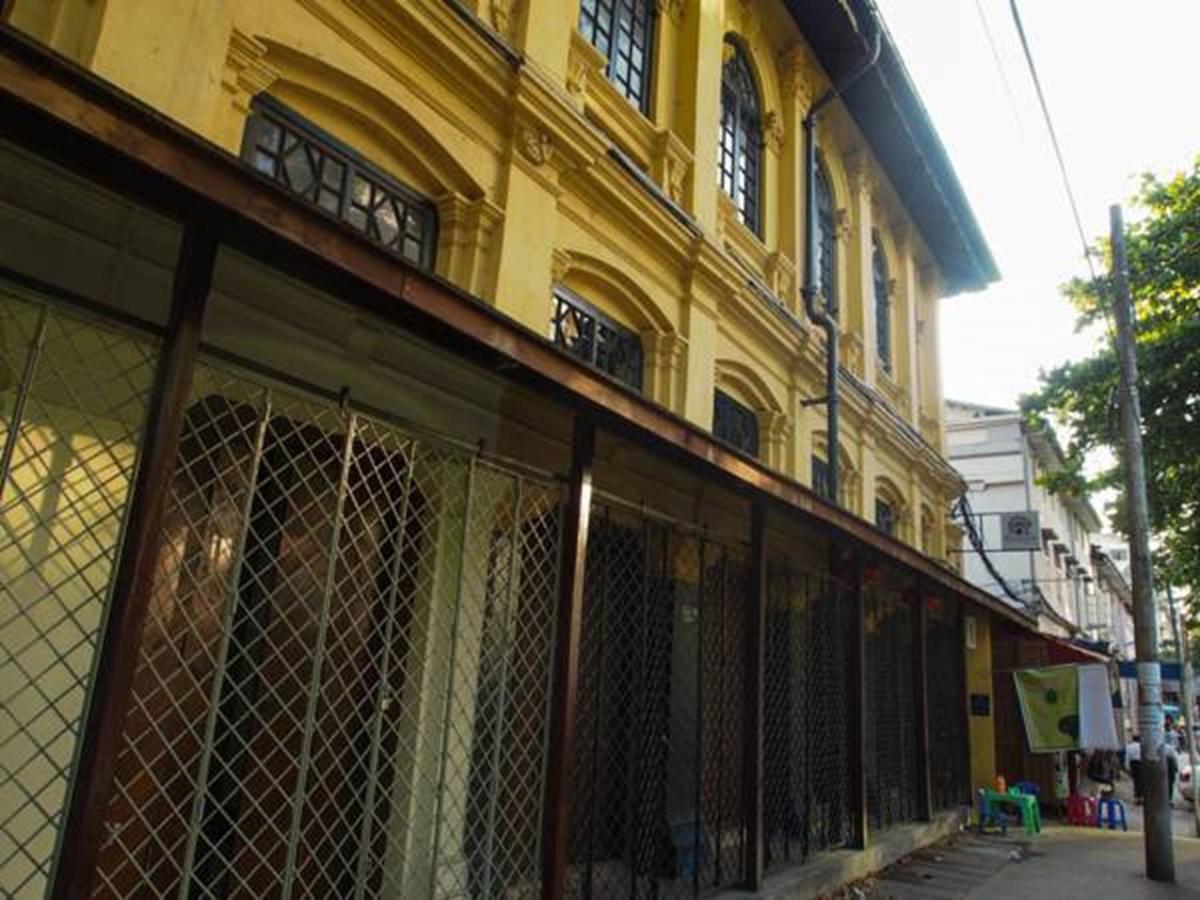501 Merchant Bed & Breakfast ย่างกุ้ง ภายนอก รูปภาพ