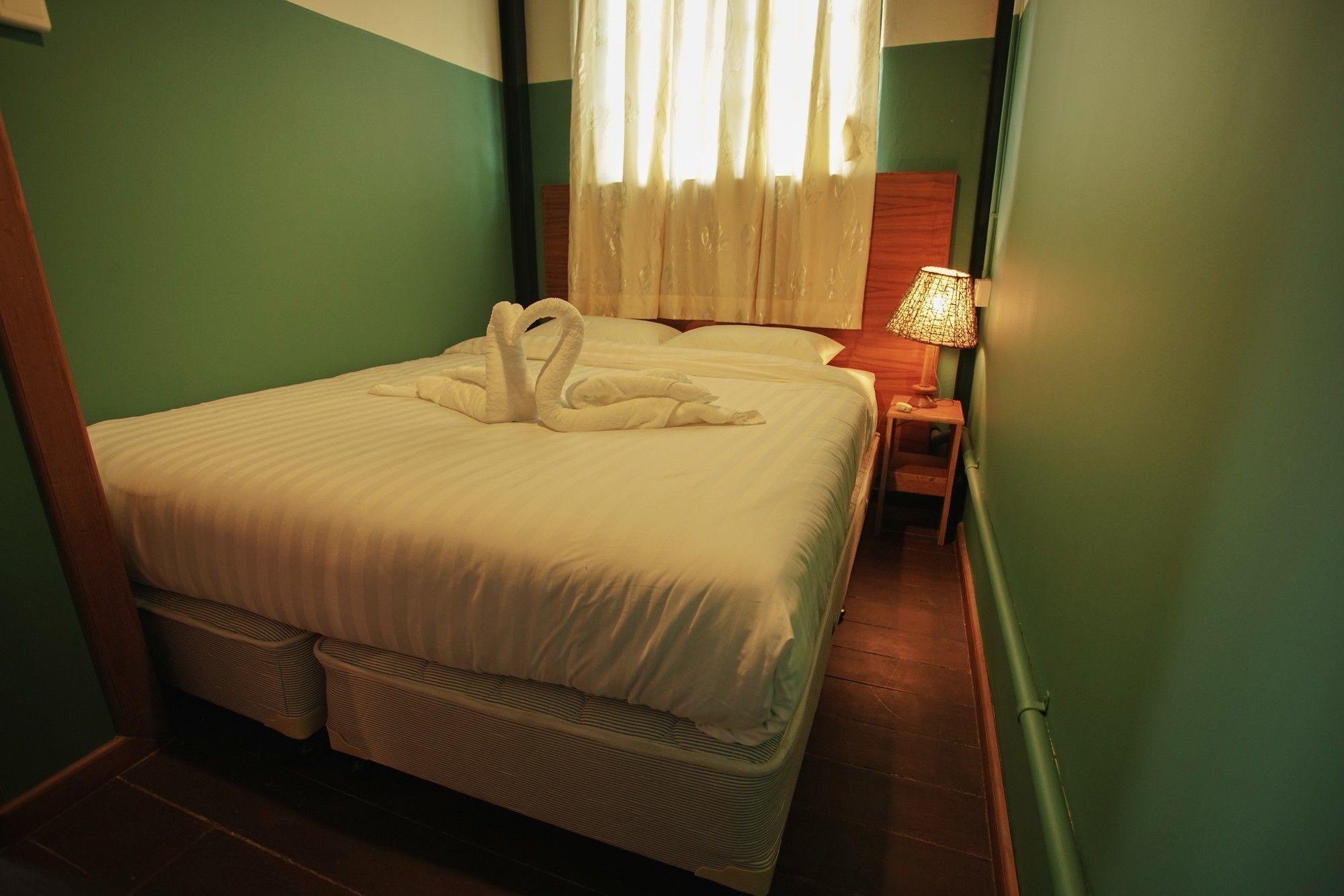 501 Merchant Bed & Breakfast ย่างกุ้ง ภายนอก รูปภาพ