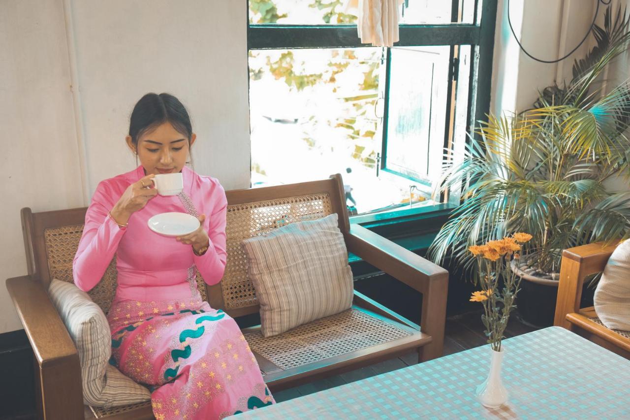 501 Merchant Bed & Breakfast ย่างกุ้ง ภายนอก รูปภาพ